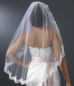 Bridal Wedding Veil Single Layer Fingertip Length