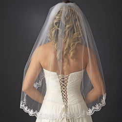 Intricate Single Layer Veil with Flower Embroidery Edge in Fingertip Length